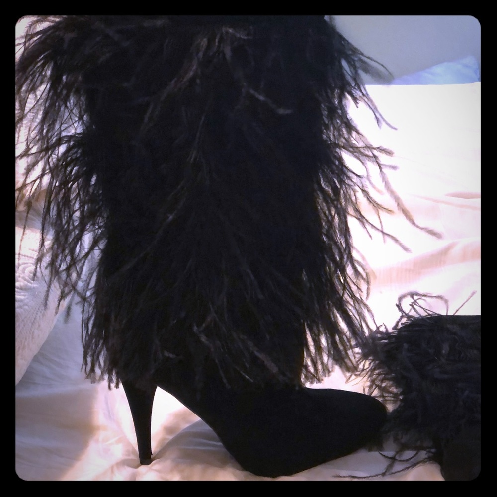 MICHAEL KORS ASHA BOOTIES SUEDE!